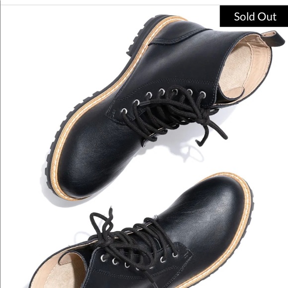 SOLD OUT style ! Black combat boots - Picture 3 of 5
